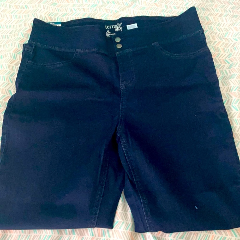 selling jeans from Terra Sky.